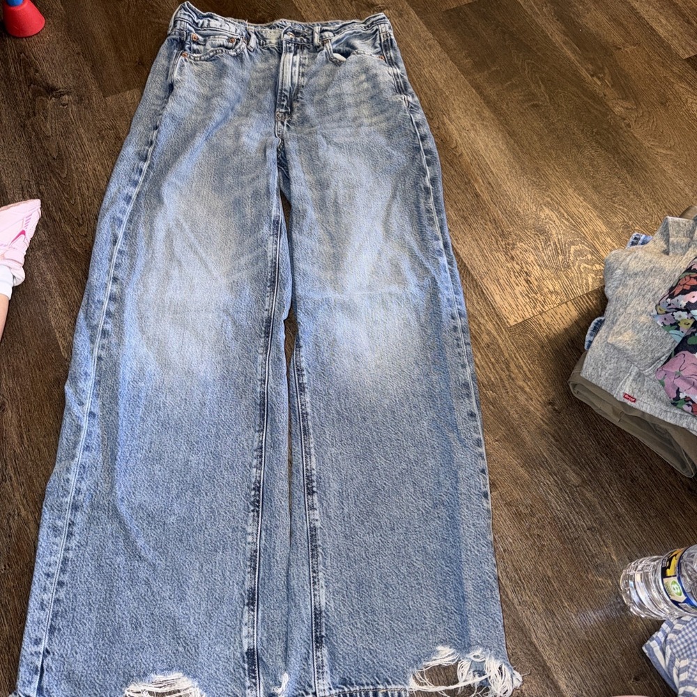 American Eagle Outfitters Light Blue Super High Rise Baggy Wide Leg Jeans